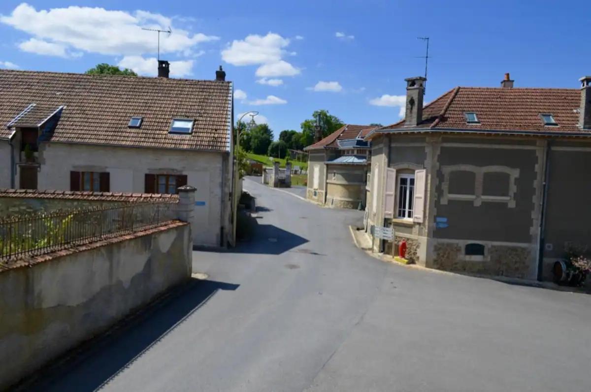 Agreable Maison Petit Jardin A 7 Minutes De Reims Pargny-les-Reims 外观 照片